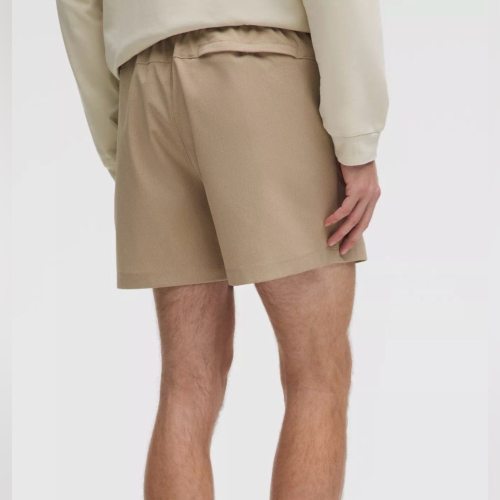 RESTOCK Lululemon Men’s “ABC” Pull-On Short 5” Inseam (M) *WOVENAIR* - Picture 2 of 9